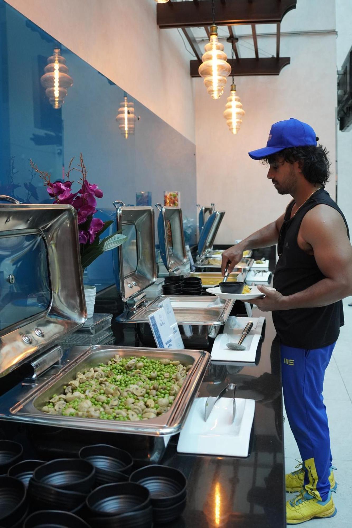 Fortune Atrium Hotel Dubai Exteriör bild