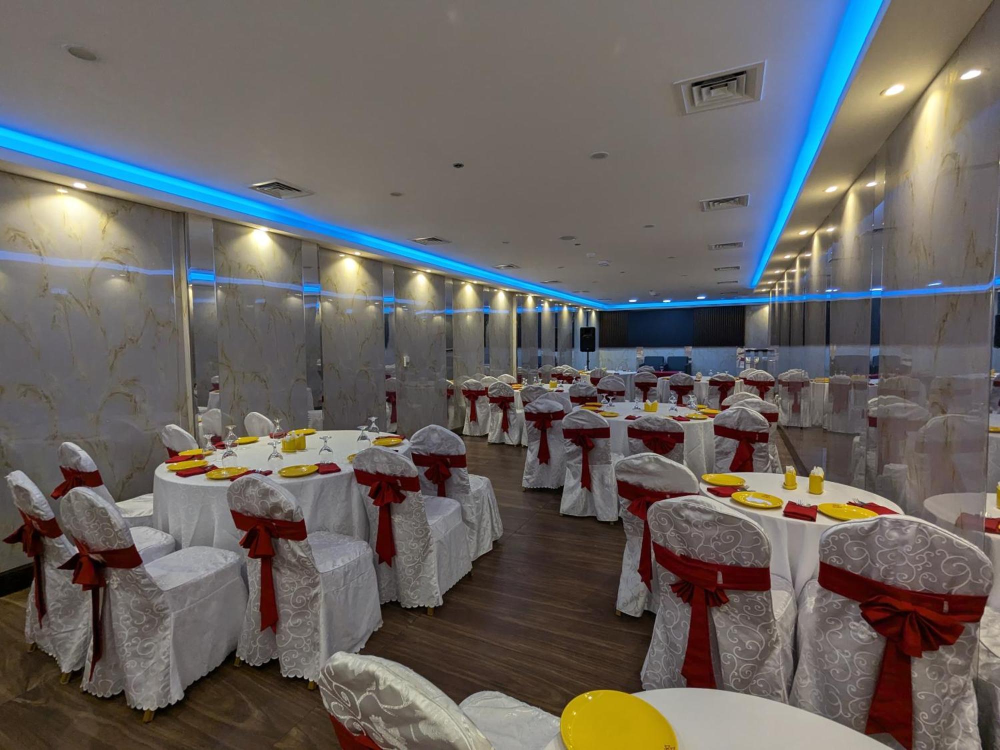 Fortune Atrium Hotel Dubai Exteriör bild