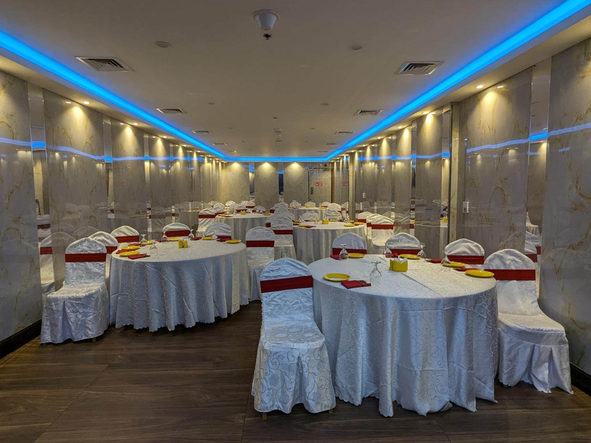 Fortune Atrium Hotel Dubai Exteriör bild